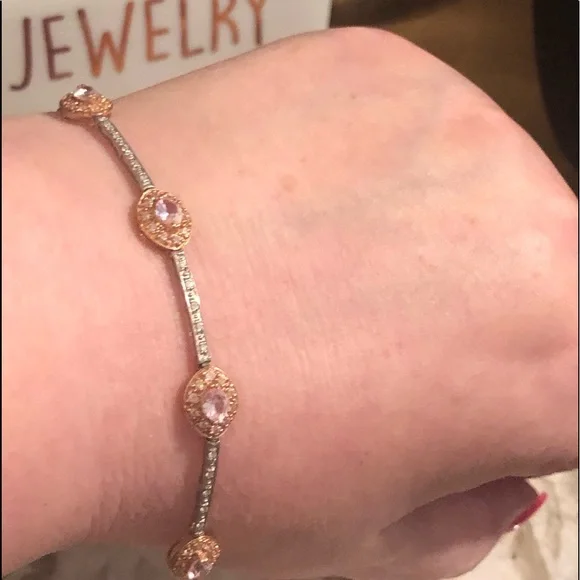 SOLD 14k White rose gold Kunzite bracelet - Picture 6 of 14